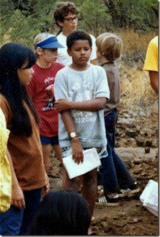 Obama attends school