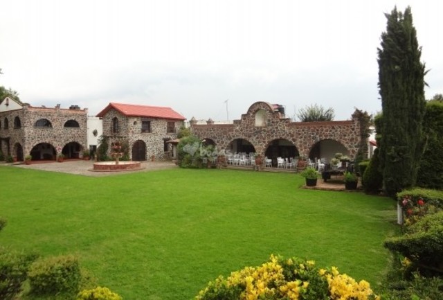 Would buy a farm, for Santa Fe de Antioquia