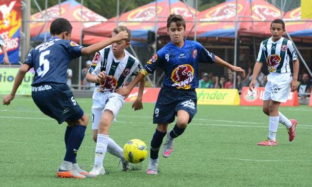 I played the pony with Atanasio Girardot