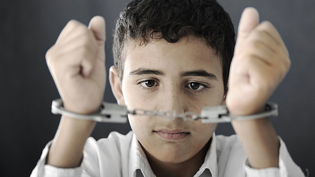 CONCECUENCIAS PARA EL AGRESOR DEL BULLYING