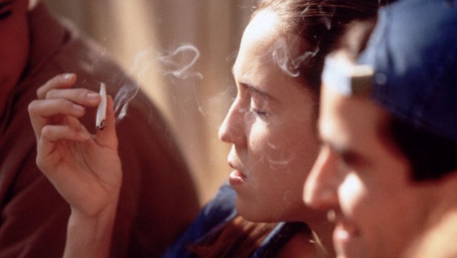 HISTORIA DE LAS DROGAS ORIGEN PRIMEROS USO DE DROGAS