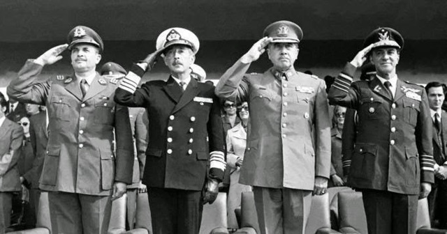 Pronunciamiento Militar, Ruido de sables