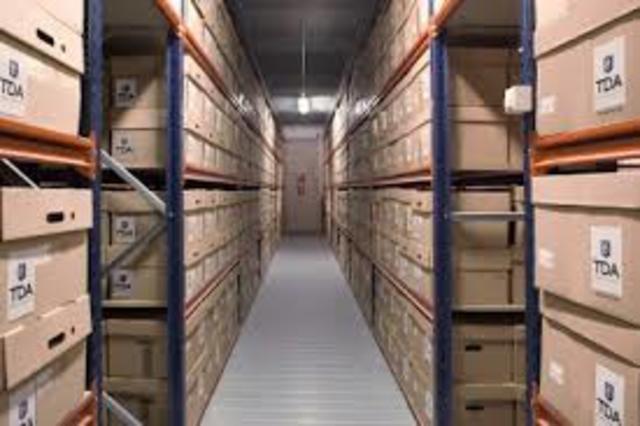 Promulgación de la Ley 594 de 2000