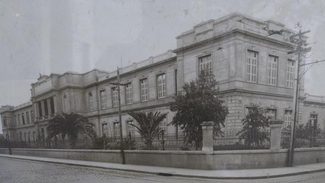 Apertura de la escuela Normal Nacional de Maestras de Córdoba