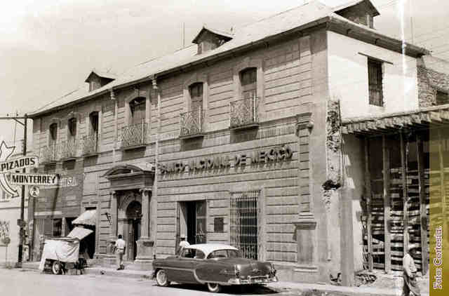 Se funda el Banco Nacional Mexicano