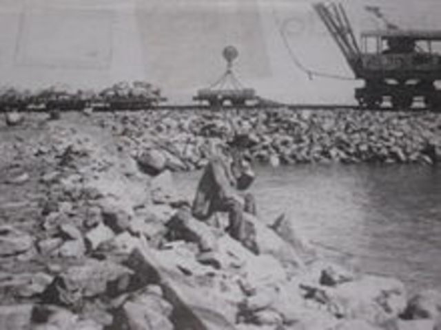 Inicio de obras en el puerto de San Antonio