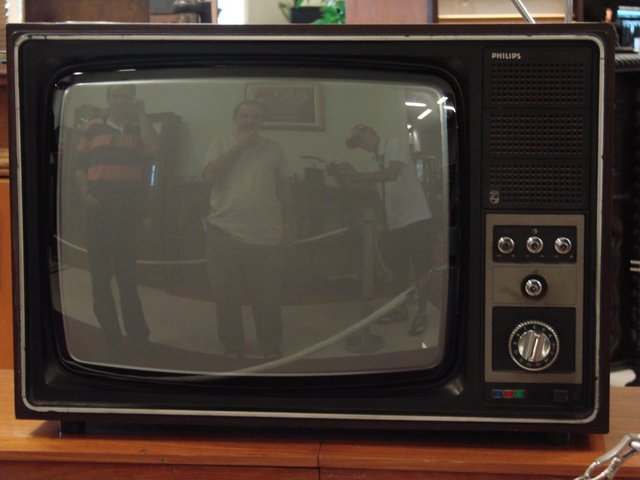 Televisão a cores