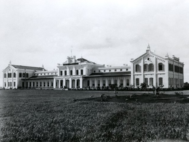 Criação da Faculdade de Filosofia