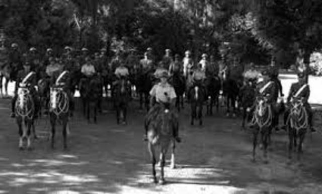 se funda escuela de carabineros