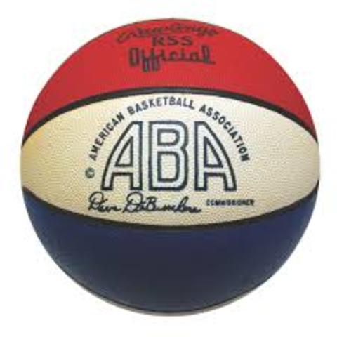 Linea de 3 puntos adoptafa por ABA