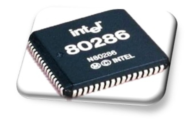 APARECEN LOS MICROPROCESADORES