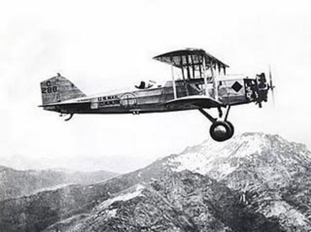 Primer Transporte de correo aéreo