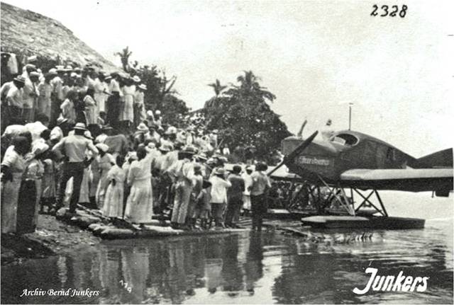 Primer vuelo de Carga y Correo entre Barranquilla y Puerto Colombia , el vuelo se realizó en un Junkers F-13 en el que se transportaron 57 cartas.