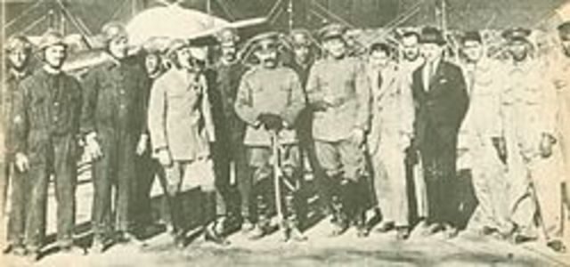 Se crea la aviación militar