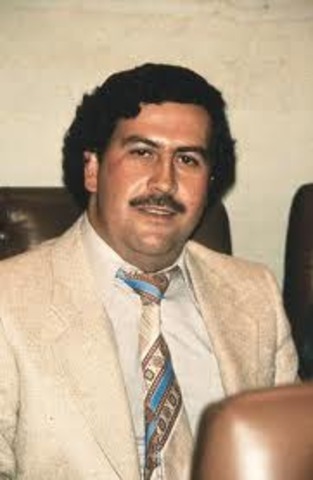 Es abatido Pablo escobar