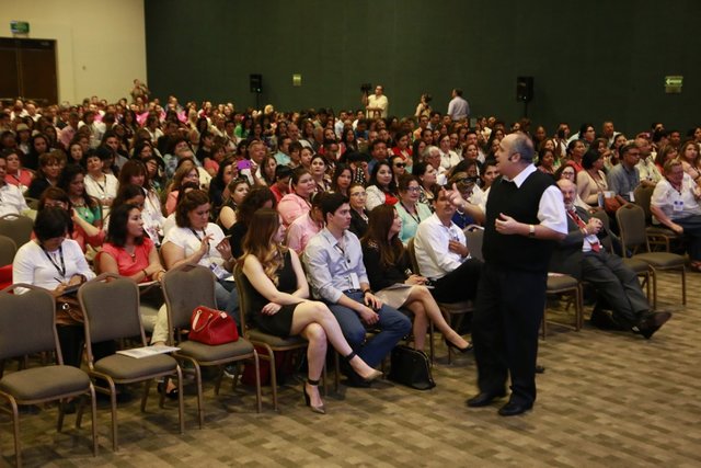 Congreso mundial de periódicos