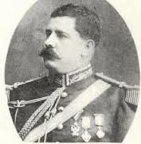 Félix Díaz se levanta contra Madero