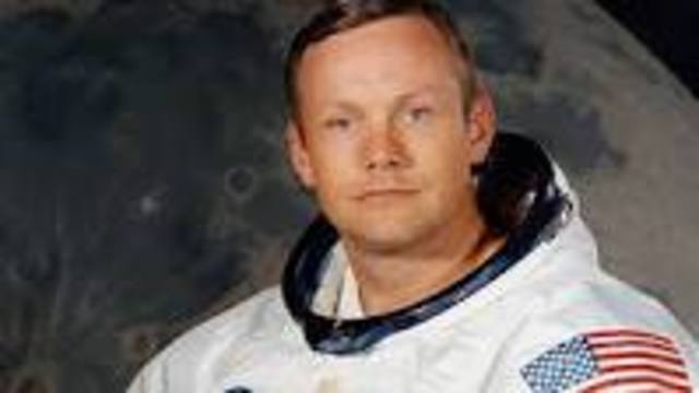 neil armstrong:primer hombre que piso la luna