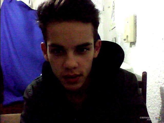 MI hermano mayor y mi tío.