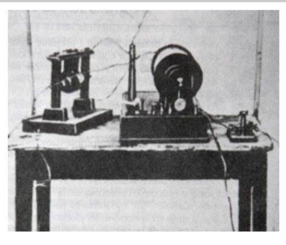 LA LLEGADA DEL TELÉGRAFO