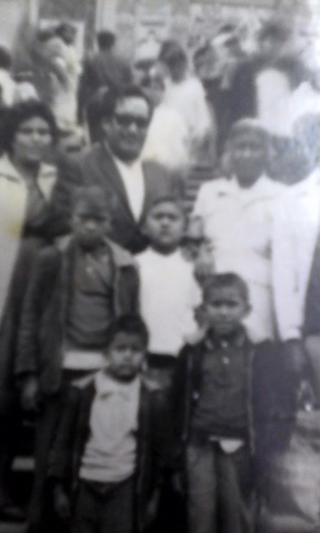 Con la familia, de Paseo.