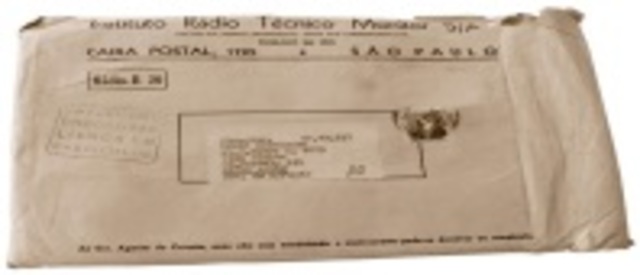 Na Faculdade Sir Isaac Pitman, no Reino Unido