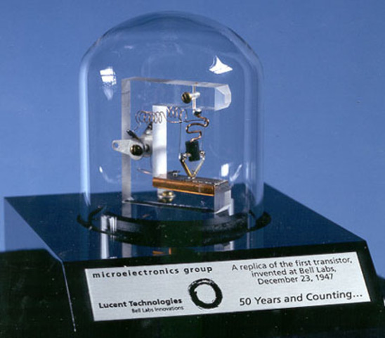 Segunda Generacion Transistor