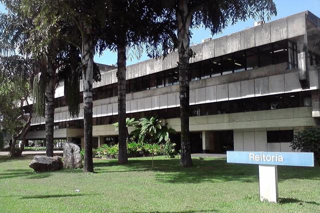 Universidade de Brasilia é pioneira no uso da educação a Distância
