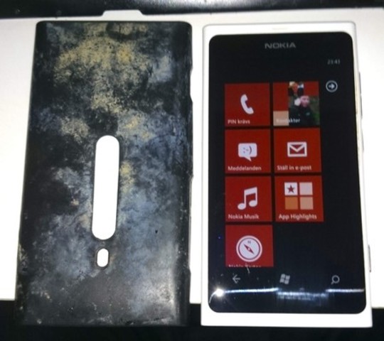 Nokia Lumia 800