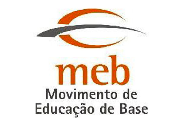 Escolas radiofônicas e o movimento de Educação de Base (MEB)