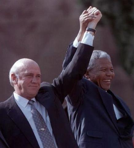 Apartheid laws removed and Mandela released from pirson
