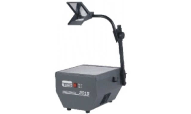 Retroprojetor na escola