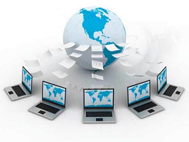 A Secretaria de Educação a Distância é extinta.