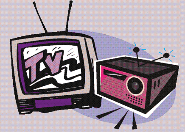 O rádio e a TV, como marco inicial do uso de outros modelos de EaD