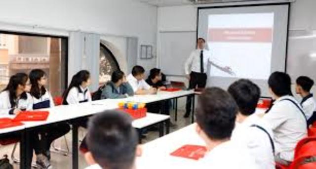 Criação da Universidade Nacional da Educação A distância.