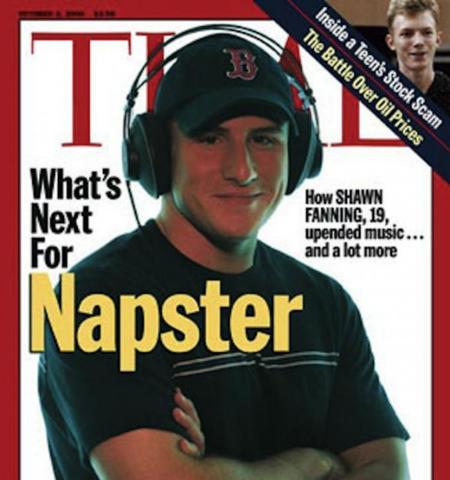 Shawn Fannig publica Napster.