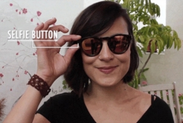 Inventan las primeras gafas para hacer selfies.