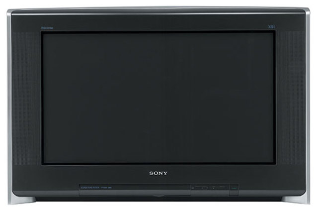 La televisión con pantalla plana es introducida al mercado.