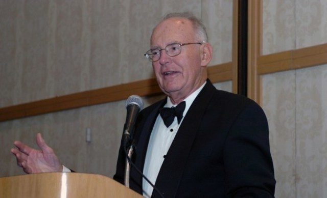 Gordon Earl Moore - Robert Noyce --Intel--