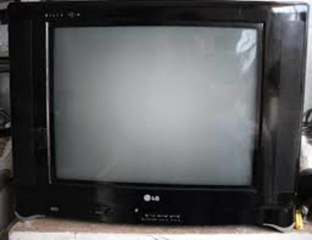 Televisores, DVD, VHS y parabólica