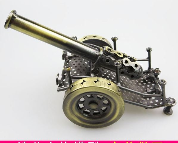 Chinos trabajan el hierro