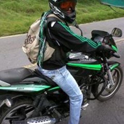 su primera moto