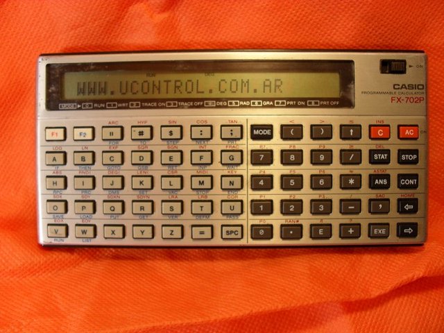 Calculadora Programable CASIO fx702P.
