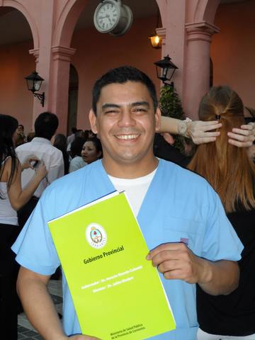 Mi contrato al fin!!!