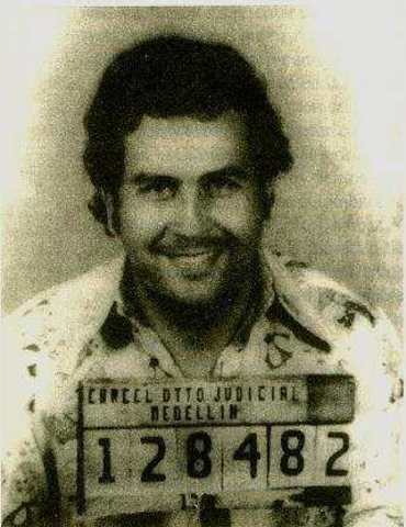Pablo Escobar - Se entrega a la justicia (1991).