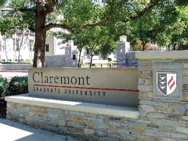 MERLE H. MISHEL 1980, Doctorado en psicología social en la Claremont Graduate School, en Claremont (California)