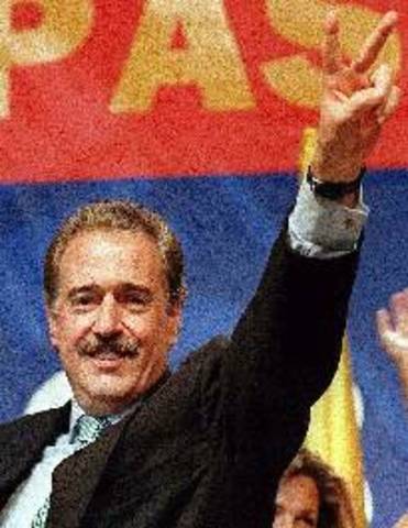Tras Escandalosa Presidencia De Samper Llega A La Presidencia Andres Pastrana