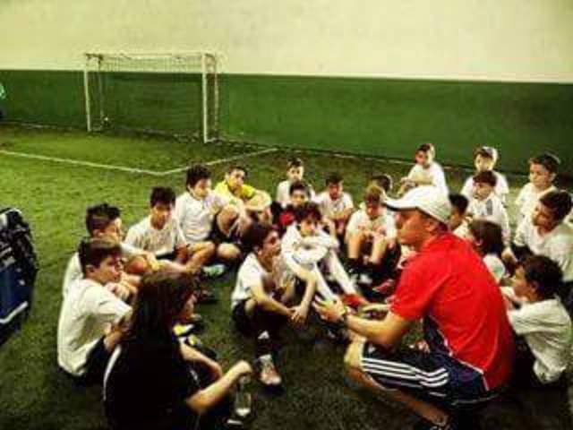 Campo de grama sintética