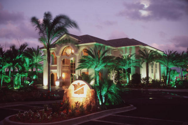 Stanford's CDs paying 5.375%