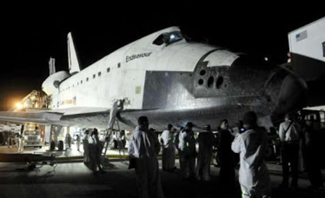 El transbordador espacial americano Atlantis.